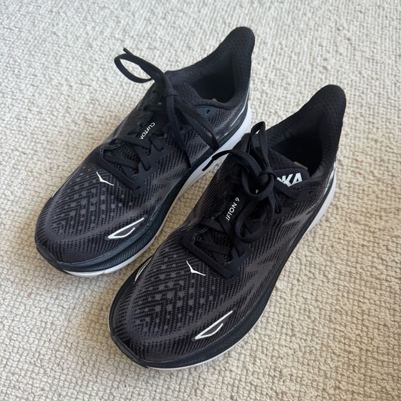 Hoka Women’s Clifton 9 Sneakers US 9.5 - Picture 5 of 10